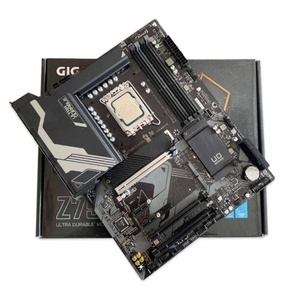 مادربرد گیگابایت Gigabyte Z790 D DDR4 استوک گارانتی تا 2026/09