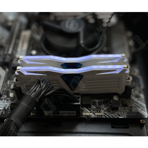 Geil Super Luce 16GB (8X2) DDR4 3200Mhz