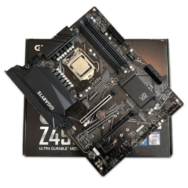 باندل مادربرد گیگابایت GIGABYTE Z490 UD + i7 10700K استوک در حد نو